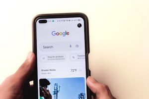 How Social Media Influences Modern Money Decisions