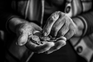 Retirement Abroad: Pros, Cons, and Money Insights